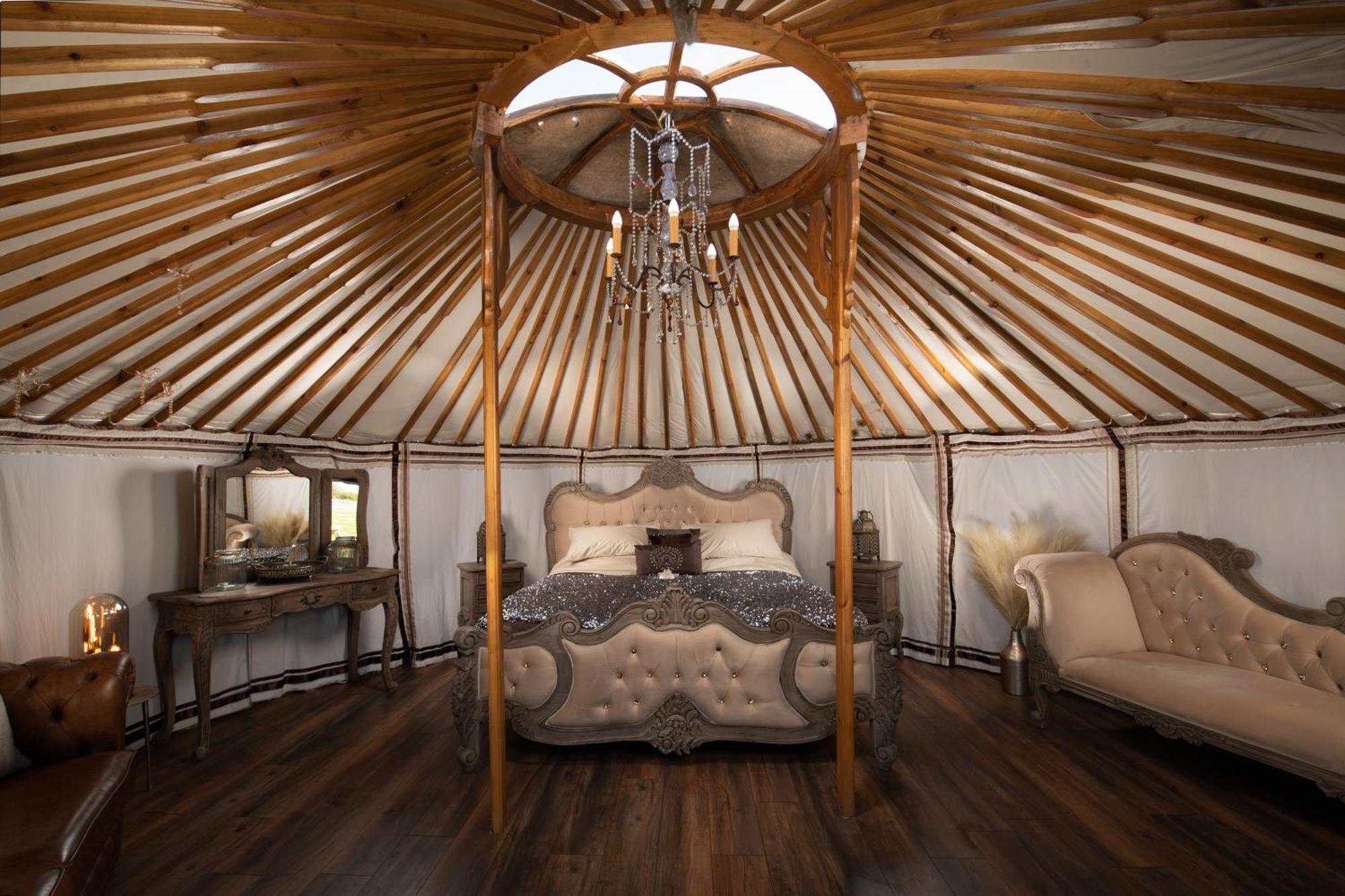 Hotel Lincoln Yurts Exterior foto