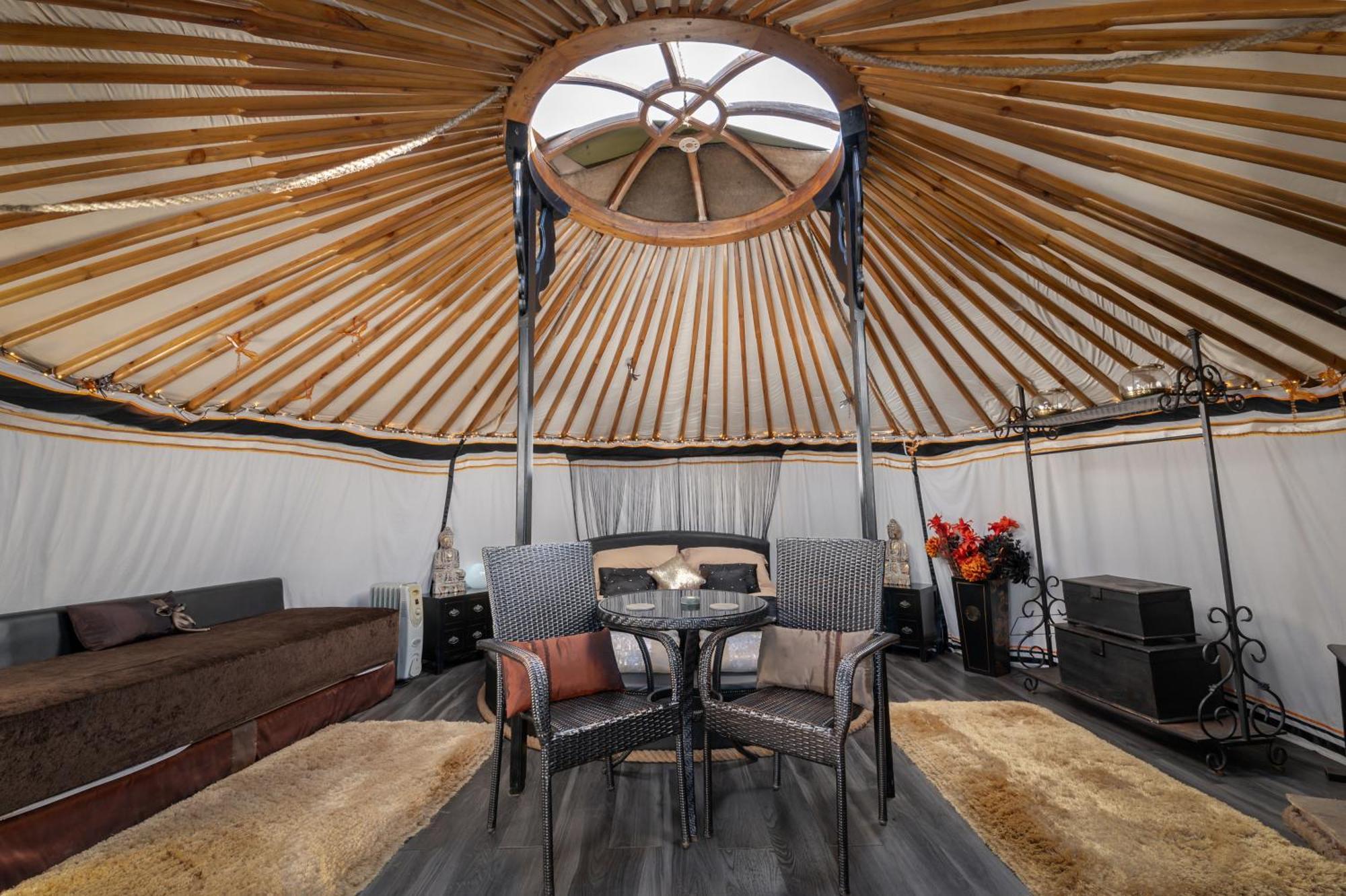 Hotel Lincoln Yurts Exterior foto